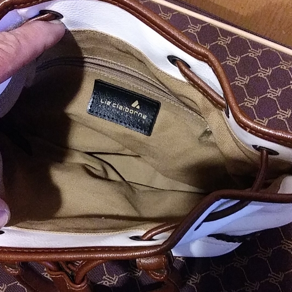Handbag - Picture 3 of 4